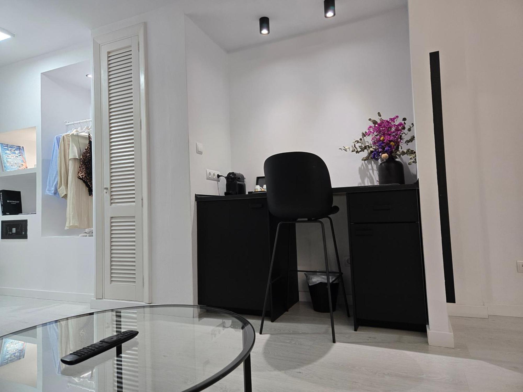 Urban Spaces Aparthotel Ibiza Town